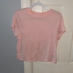 Old Navy Pink Crop T-Shirt Short Sleeve Relaxed Fit